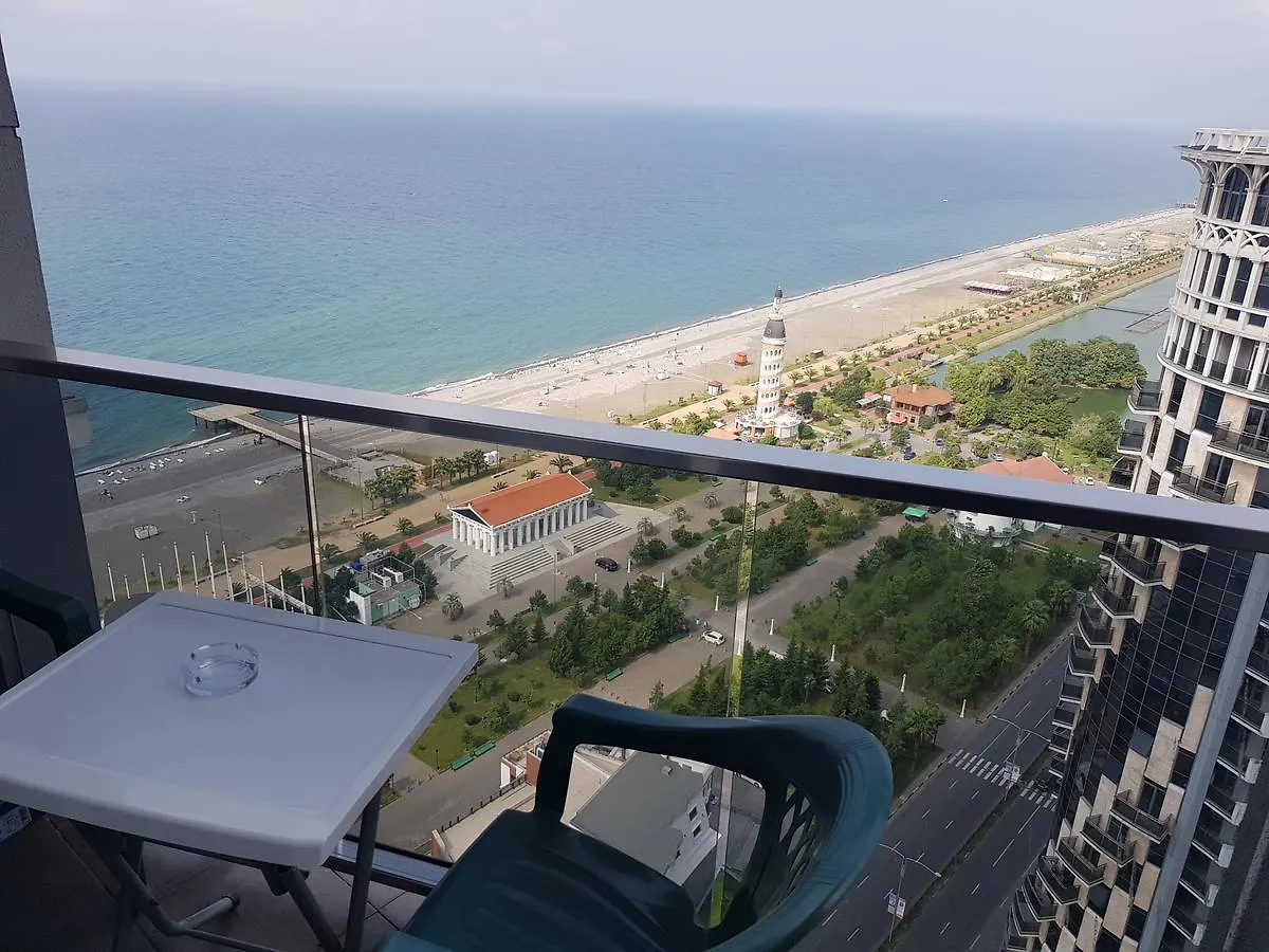 Viva Blue Batumi Aparthotel 0*,